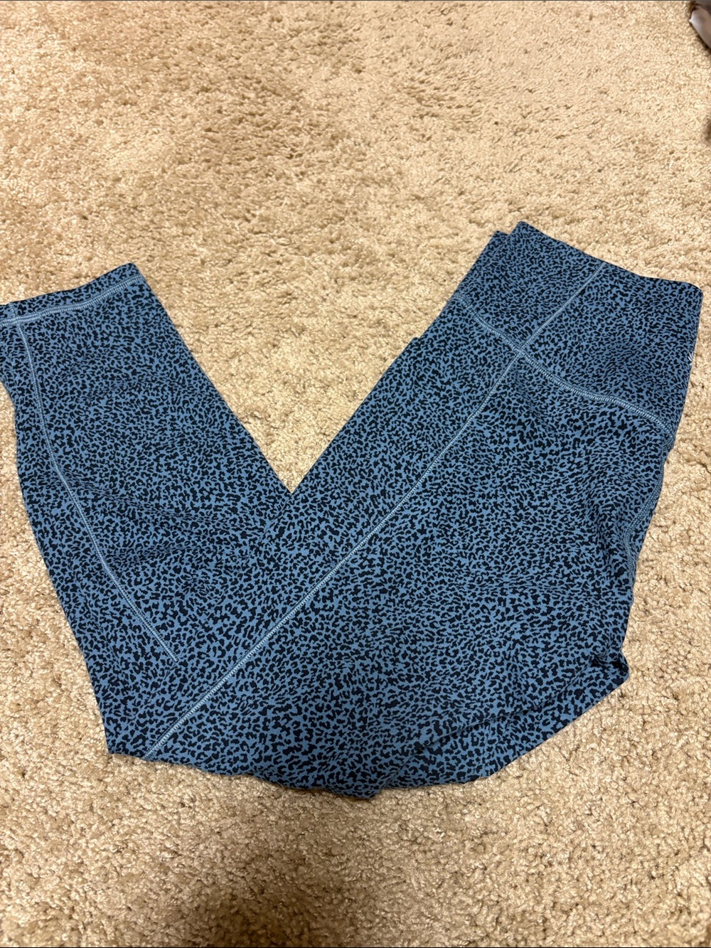 Athleta Salutation Stash Blue Animal Print High-Waist Leggings size S